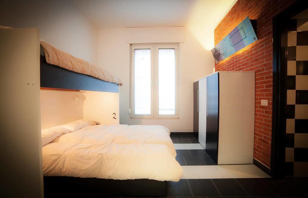 New Generation Hostel Milan Center Exteriör bild